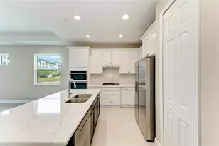 149 O'keeffe Cir, Bradenton, FL 34212 - Photo 5