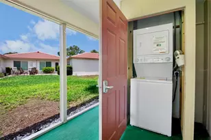 159 Vista Hermosa Cir, Sarasota, FL 34242 - Photo 25