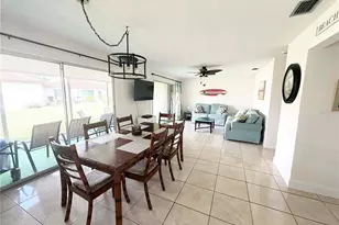 159 Vista Hermosa Cir, Sarasota, FL 34242 - Photo 7