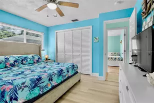159 Vista Hermosa Cir, Sarasota, FL 34242 - Photo 15