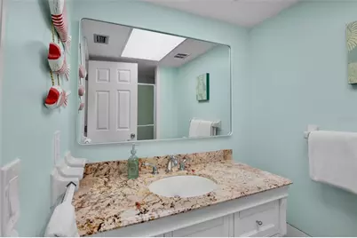 159 Vista Hermosa Circle #27B, Sarasota, FL 34242 - Photo 21