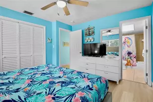 159 Vista Hermosa Cir, Sarasota, FL 34242 - Photo 17