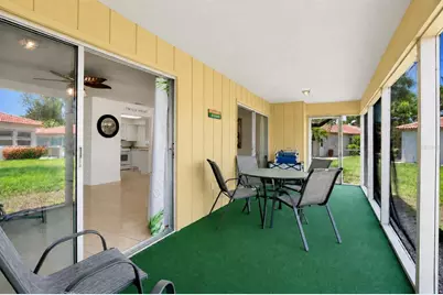 159 Vista Hermosa Circle #27B, Sarasota, FL 34242 - Photo 25