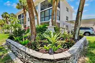 159 Vista Hermosa Cir, Sarasota, FL 34242 - Photo 33