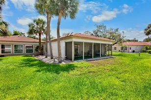 159 Vista Hermosa Cir, Sarasota, FL 34242 - Photo 3
