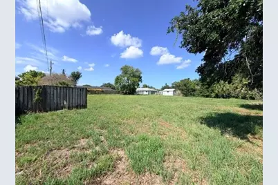 420 53rd Avenue E, Bradenton, FL 34203 - Photo 13