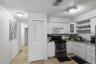 2228 25th St, Sarasota, FL 34234 - Photo 9