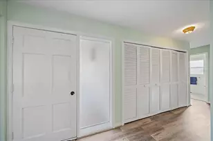 1210 Doris Dr, Sarasota, FL 34243 - Photo 19