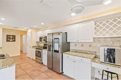6711 Avenue C, Sarasota, FL 34231 - Photo 9