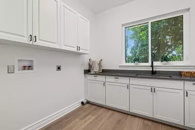 1707 Caribbean Drive, Sarasota, FL 34231 - Photo 33