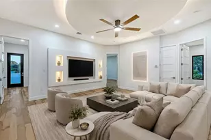 2483 Bay St, Sarasota, FL 34237 - Photo 27