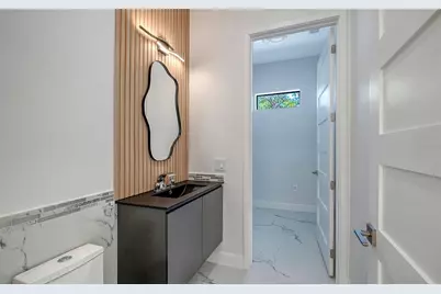 2483 Bay Street, Sarasota, FL 34237 - Photo 25