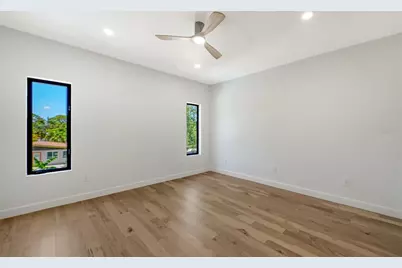 2483 Bay Street, Sarasota, FL 34237 - Photo 33