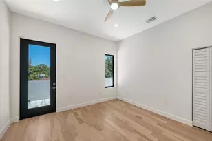2483 Bay St, Sarasota, FL 34237 - Photo 43