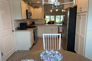 4540 Brooke Ln, The Villages, FL 32163 - Photo 15