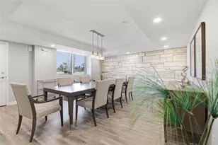 2301 Gulf of Mexico Dr, Longboat Key, FL 34228 - Photo 25