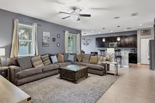 6307 4th St E, Bradenton, FL 34203 - Photo 7