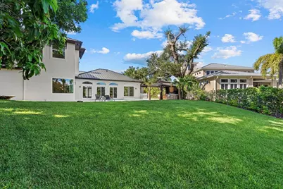 1707 Caribbean Drive, Sarasota, FL 34231 - Photo 49