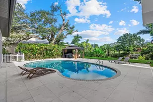 1707 Caribbean Dr, Sarasota, FL 34231 - Photo 43