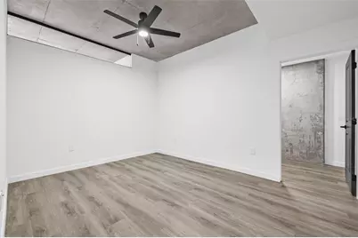 221 Main Street N #B2-911, Saint Petersburg, FL 33716 - Photo 13