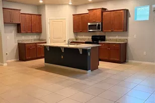 12374 Eastpointe Dr, Dade City, FL 33525 - Photo 7