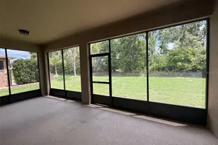 12374 Eastpointe Dr, Dade City, FL 33525 - Photo 9