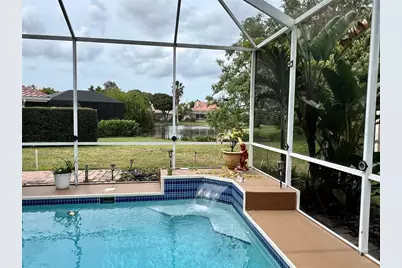 3715 72nd Ave E, Sarasota, FL 34243 - Photo 21
