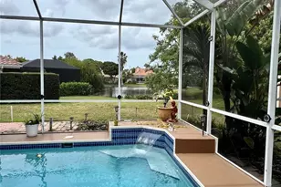 3715 72nd Ave E, Sarasota, FL 34243 - Photo 21