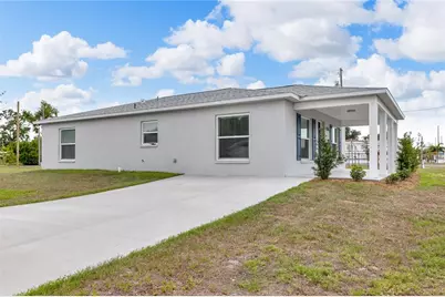 2206 53rd Avenue E, Bradenton, FL 34203 - Photo 3