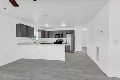 2206 53rd Avenue E, Bradenton, FL 34203 - Photo 9