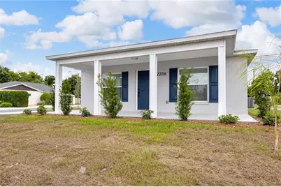 2206 53rd Avenue E, Bradenton, FL 34203 - Photo 1