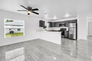 5310 22nd St Ct E, Bradenton, FL 34203 - Photo 11
