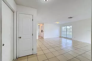 5664 25th St Cir E, Bradenton, FL 34203 - Photo 7