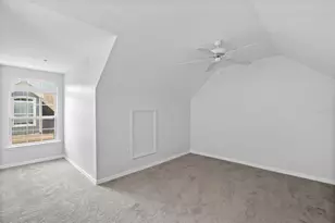 5611 Bidwell Pkwy, Sarasota, FL 34233 - Photo 21