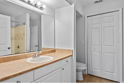 5611 Bidwell Parkway #204, Sarasota, FL 34233 - Photo 19