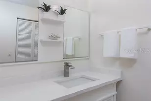 223 Lakewood Dr, Bradenton, FL 34210 - Photo 15