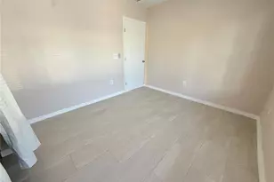 1015 23rd Ave W, Bradenton, FL 34205 - Photo 15