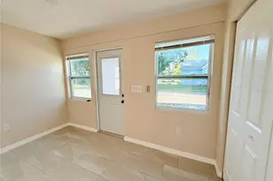 1015 23rd Ave W, Bradenton, FL 34205 - Photo 3