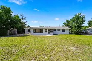 105 Allen Ave, Winter Haven, FL 33880 - Photo 3
