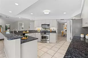 1318 Vermeer Dr, Nokomis, FL 34275 - Photo 21