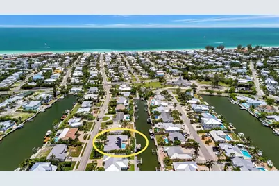 514 Key Royale Drive, Bradenton Beach, FL 34217 - Photo 3