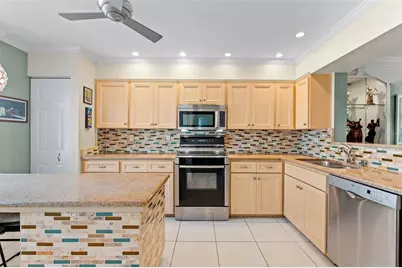 6101 34th Street W #2B, Bradenton, FL 34210 - Photo 13