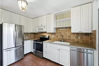 5387 Huntingwood Court #4, Sarasota, FL 34235 - Photo 7