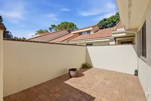 5387 Huntingwood Ct, Sarasota, FL 34235 - Photo 27