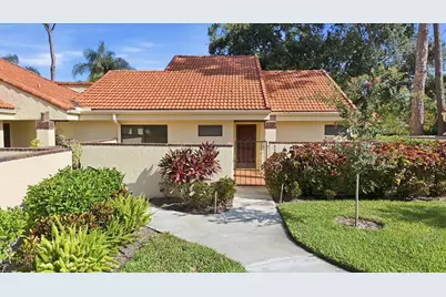 5387 Huntingwood Court #4, Sarasota, FL 34235 - Photo 1