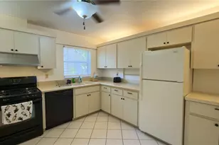 4857 Village Gardens Dr, Sarasota, FL 34234 - Photo 13