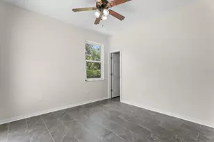 12211 23rd St E, Parrish, FL 34219 - Photo 23