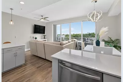 1709 N Tamiami Trail #505, Sarasota, FL 34234 - Photo 7