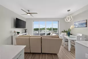 1709 N Tamiami Trl, Sarasota, FL 34234 - Photo 9
