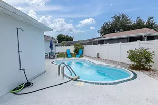 906 Wee Burn Pl, Sarasota, FL 34243 - Photo 35